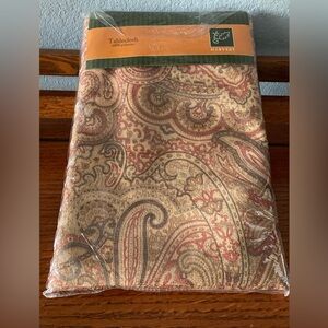 New Vintage polyester paisley Table cloth oblong 60” x 84”